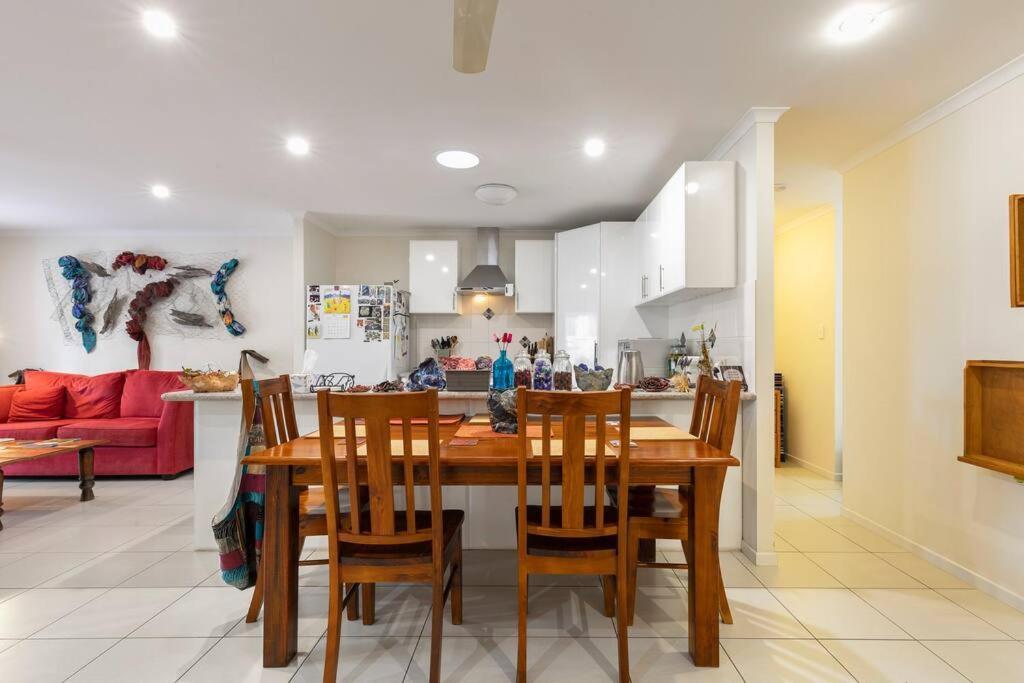 Cosy Home In Yandina Экстерьер фото